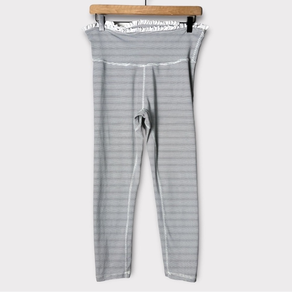 Albion Fit White Black Stripe Ruffle Fold Over Petal Crop Leggings Size M